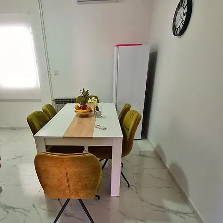 Carmen Apartment