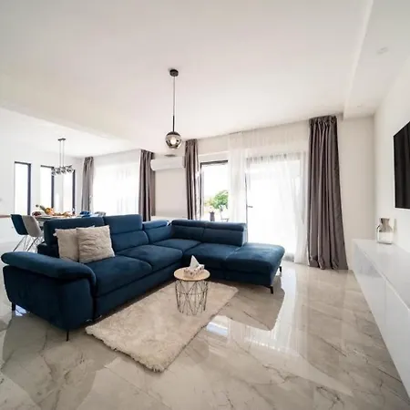 Carmen Apartament Bibinje